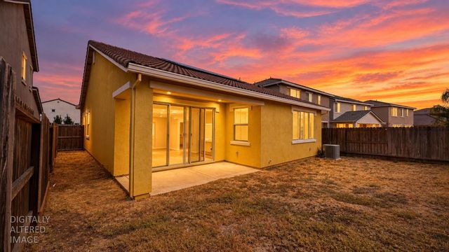 12802 Knightsbrook Ave, Rancho Cordova, CA 95742