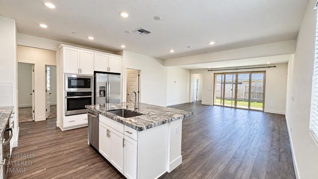 12802 Knightsbrook Ave, Rancho Cordova, CA 95742