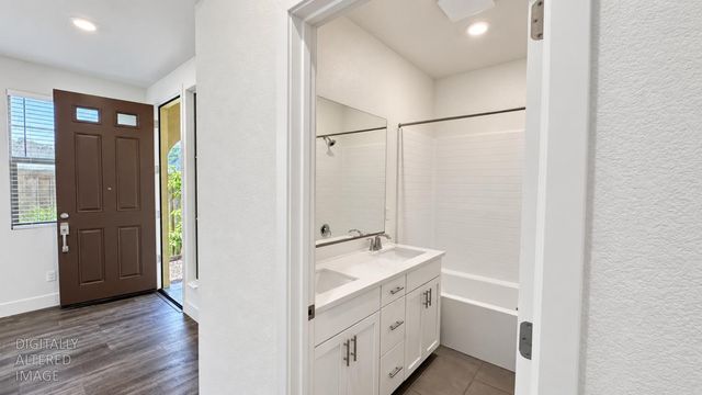 12802 Knightsbrook Ave, Rancho Cordova, CA 95742