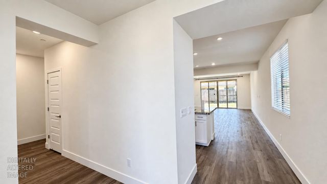 12802 Knightsbrook Ave, Rancho Cordova, CA 95742