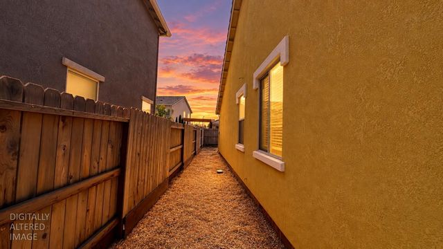 12802 Knightsbrook Ave, Rancho Cordova, CA 95742