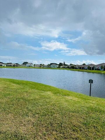 715 Pomegranate Place, Fort Pierce, FL 34981