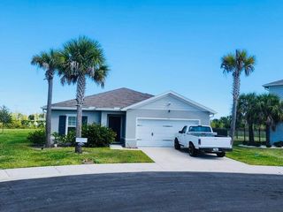 715 Pomegranate Place, Fort Pierce, FL 34981