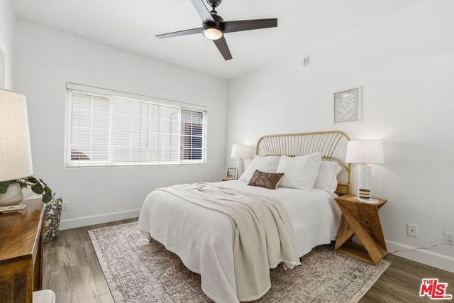 11110 Camarillo Street 122, Toluca Lake, CA 91602