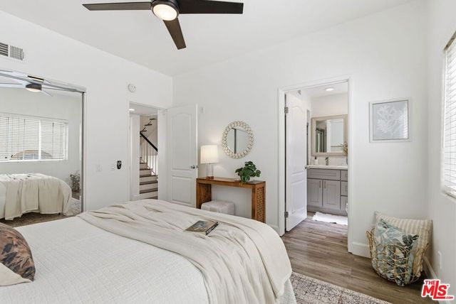11110 Camarillo Street 122, Toluca Lake, CA 91602