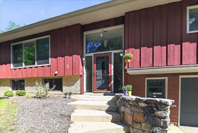 6506 Gettysburg Drive, Madison, WI 53705