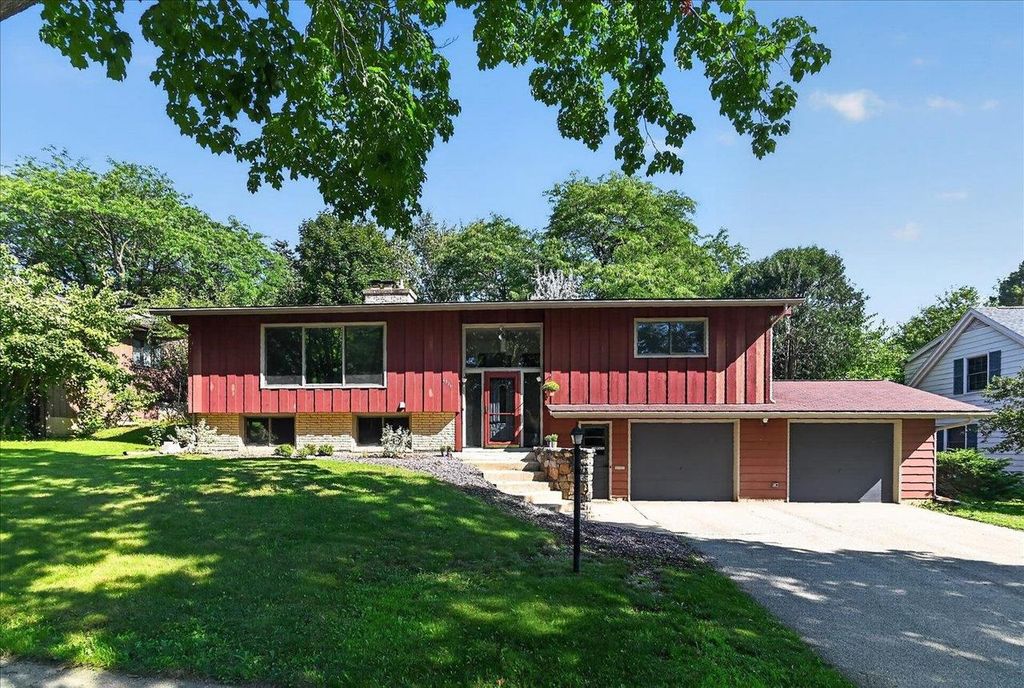 6506 Gettysburg Drive, Madison, WI 53705