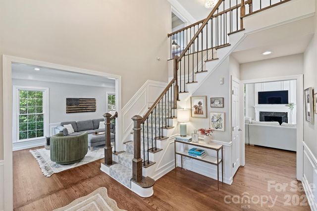 5319 Piper Glen Drive, Charlotte, NC 28277