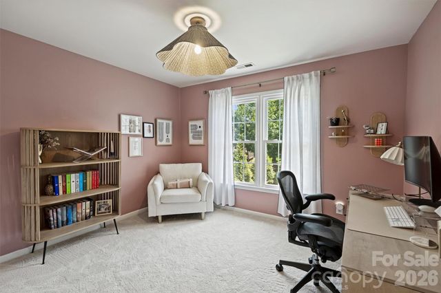 5319 Piper Glen Drive, Charlotte, NC 28277