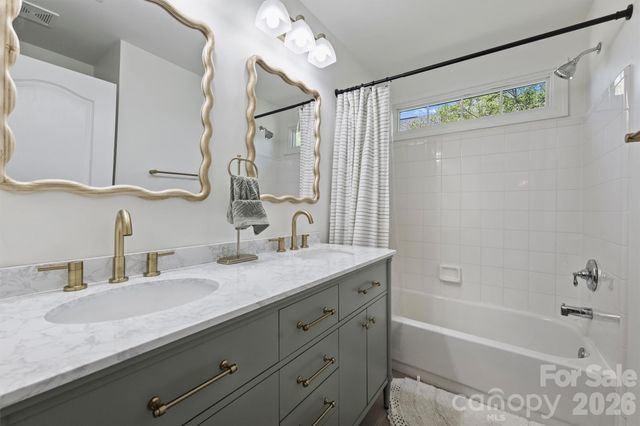5319 Piper Glen Drive, Charlotte, NC 28277