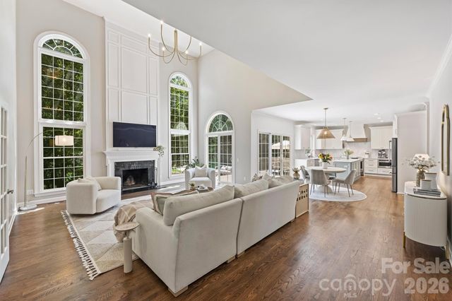 5319 Piper Glen Drive, Charlotte, NC 28277