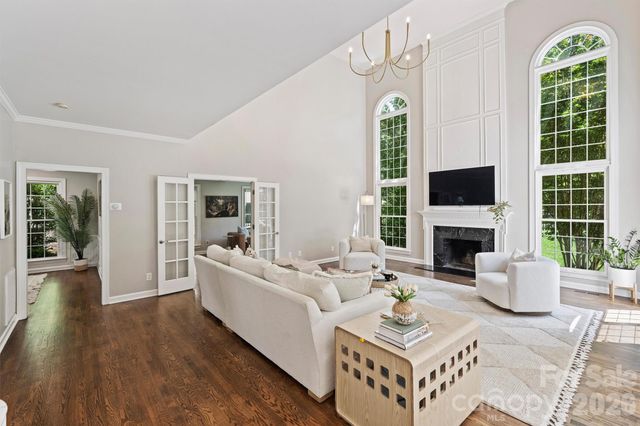 5319 Piper Glen Drive, Charlotte, NC 28277