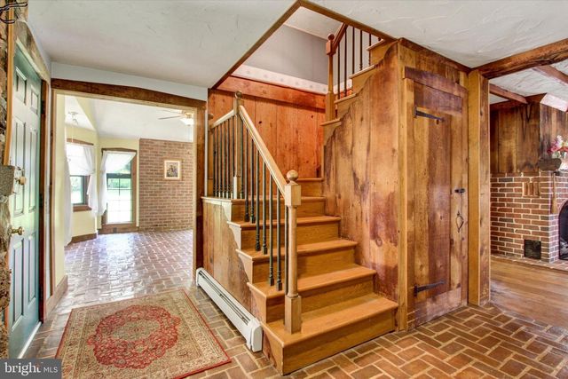 2619 CARLISLE PIKE, New Oxford, PA 17350