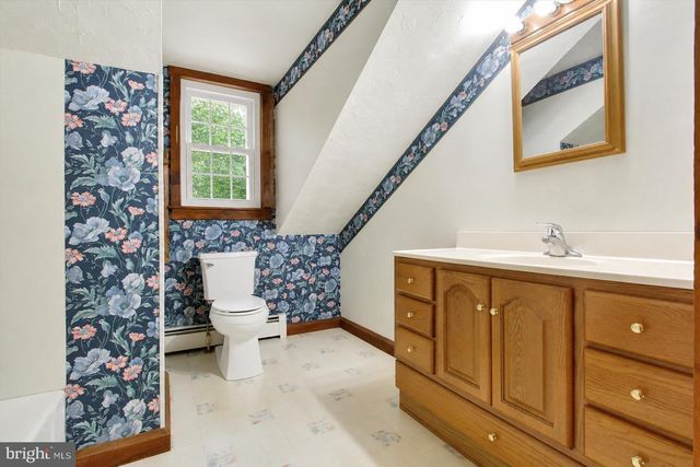 2619 CARLISLE PIKE, New Oxford, PA 17350