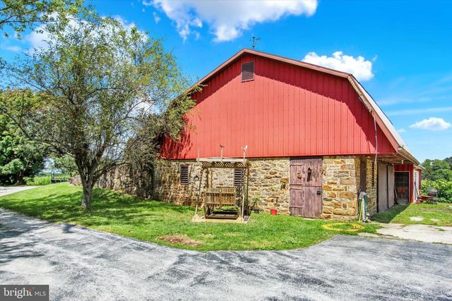 2619 CARLISLE PIKE, New Oxford, PA 17350