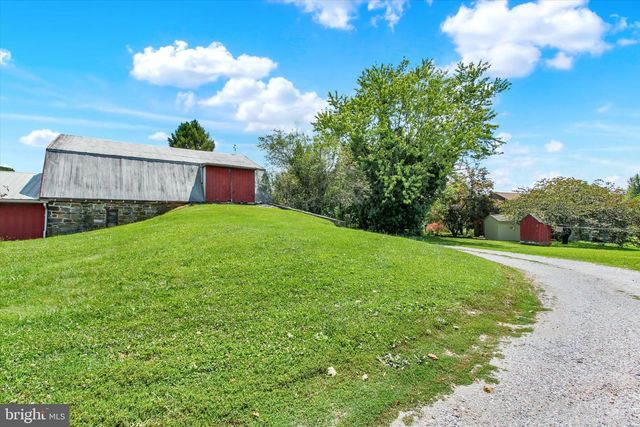 2619 CARLISLE PIKE, New Oxford, PA 17350