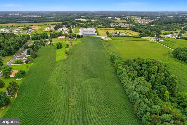 2619 CARLISLE PIKE, New Oxford, PA 17350