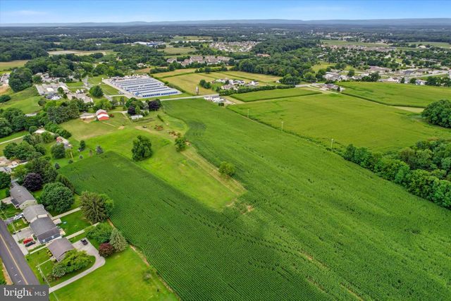 2619 CARLISLE PIKE, New Oxford, PA 17350