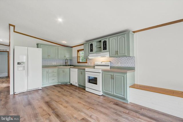 2619 CARLISLE PIKE, New Oxford, PA 17350