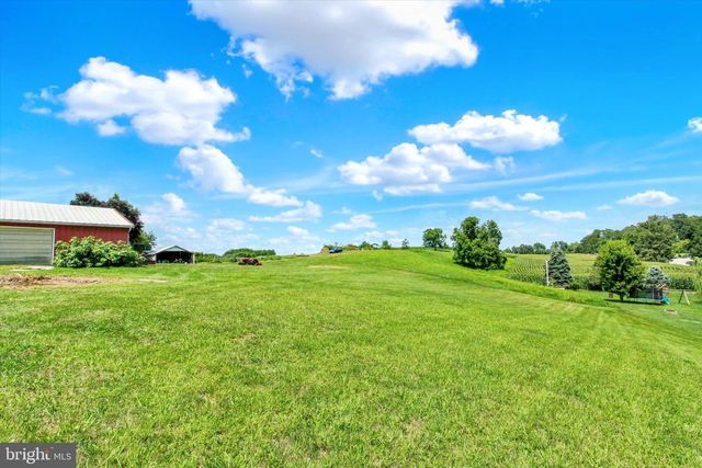 2619 CARLISLE PIKE, New Oxford, PA 17350