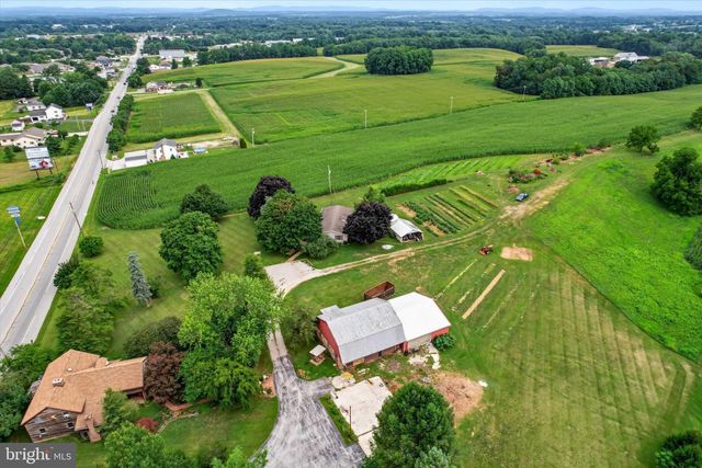 2619 CARLISLE PIKE, New Oxford, PA 17350