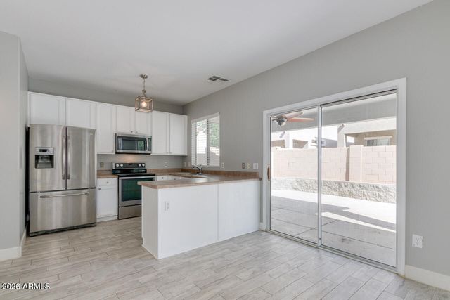 4230 E WINDSOR Drive, Gilbert, AZ 85296