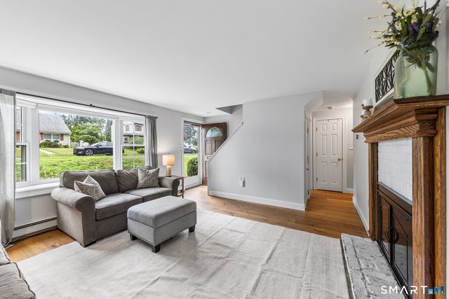 122 Wepawaug Drive, Milford, CT 06461
