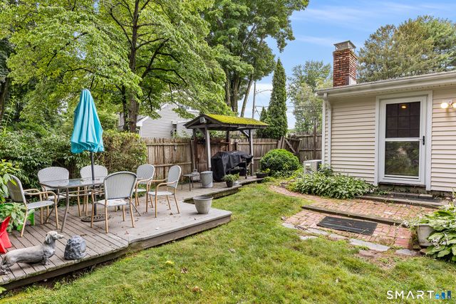 122 Wepawaug Drive, Milford, CT 06461