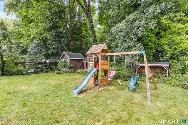 122 Wepawaug Drive, Milford, CT 06461