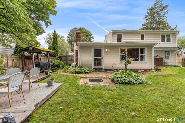 122 Wepawaug Drive, Milford, CT 06461
