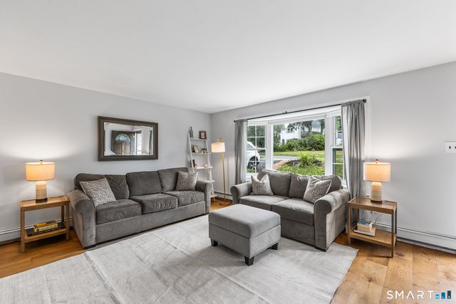 122 Wepawaug Drive, Milford, CT 06461