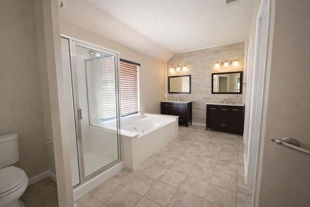 2516 Fairway View Drive, Burleson, TX 76028