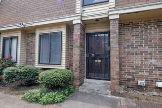 1898 E POPLAR WOODS CIR, Germantown, TN 38138