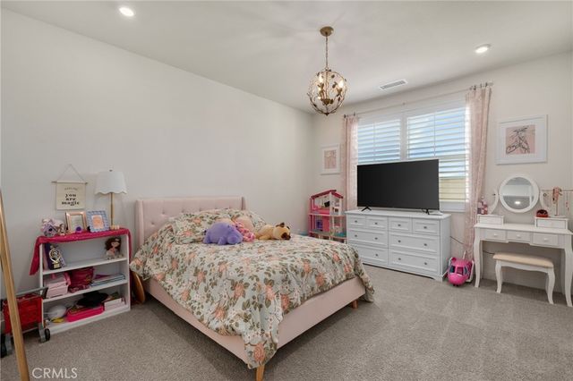16155 New Canaan, Riverside, CA 92504