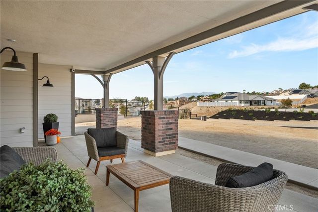 16155 New Canaan, Riverside, CA 92504