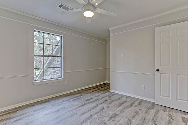 2 Eagle Rock Place, The Woodlands, TX 77381