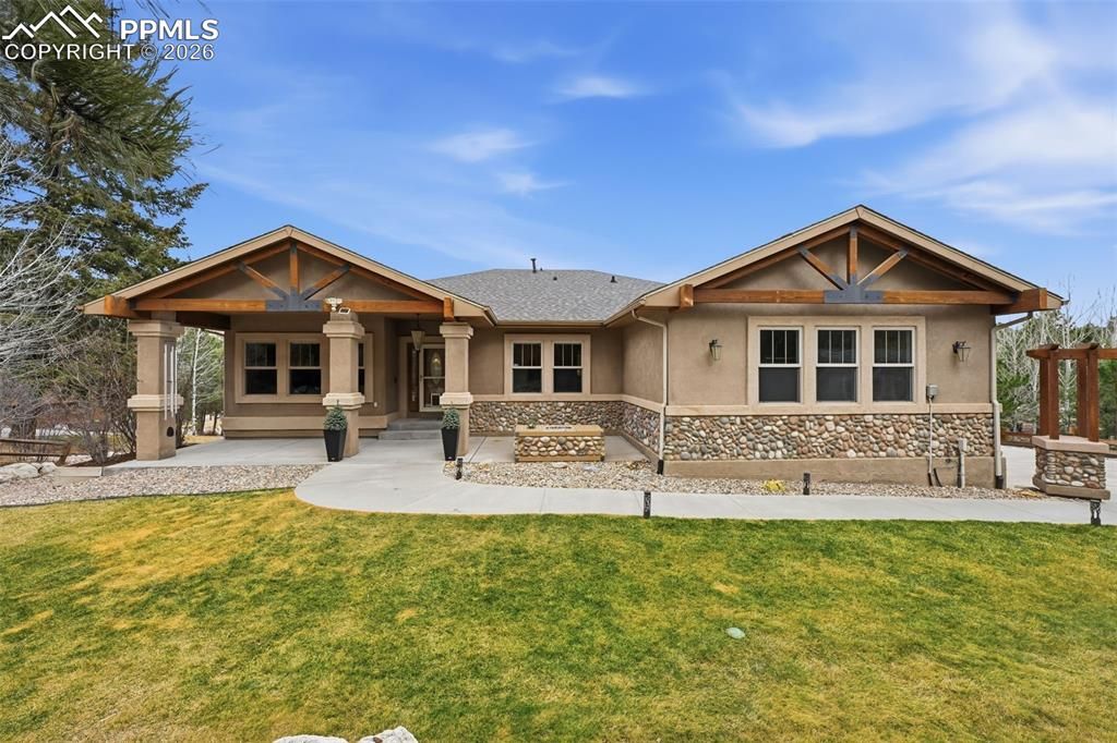 1063 Greenland Forest Drive, Monument, CO 80132