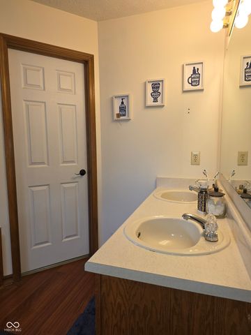 1518 Pippin Drive, Greenfield, IN 46140