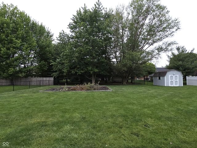 1518 Pippin Drive, Greenfield, IN 46140