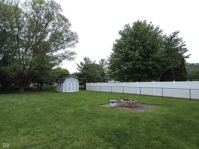 1518 Pippin Drive, Greenfield, IN 46140