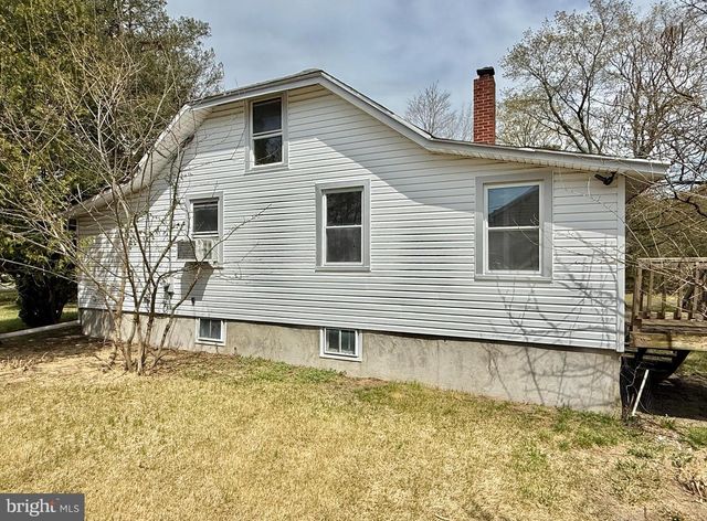 65 LOUIS DR, Clayton, NJ 08312