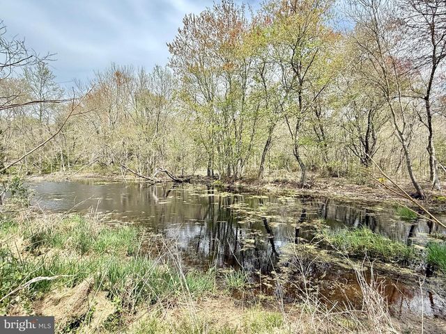 65 LOUIS DR, Clayton, NJ 08312