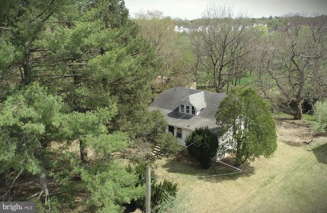 65 LOUIS DR, Clayton, NJ 08312