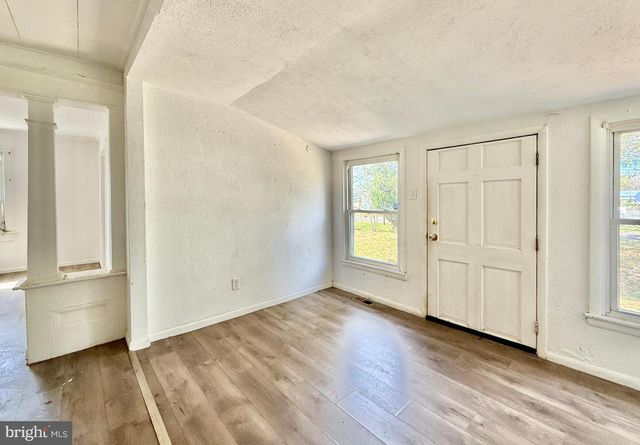 65 LOUIS DR, Clayton, NJ 08312