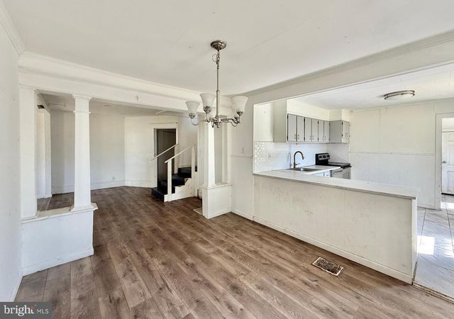 65 LOUIS DR, Clayton, NJ 08312