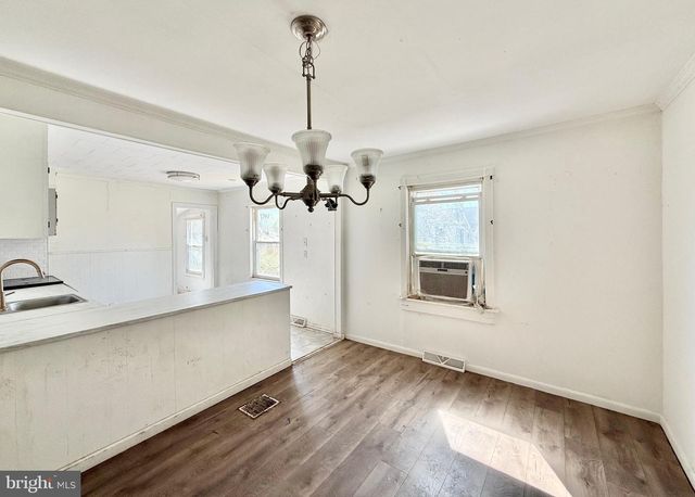 65 LOUIS DR, Clayton, NJ 08312