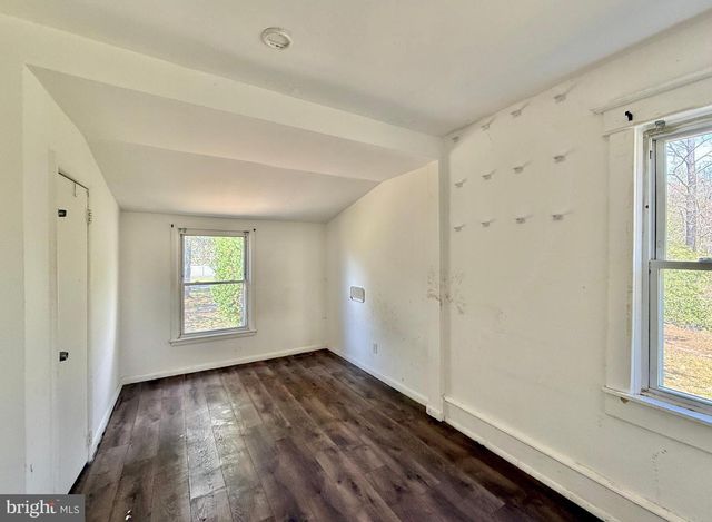 65 LOUIS DR, Clayton, NJ 08312