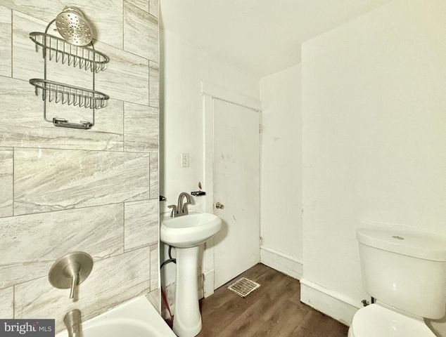 65 LOUIS DR, Clayton, NJ 08312