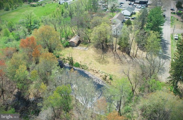 65 LOUIS DR, Clayton, NJ 08312