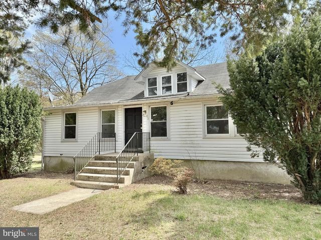 65 LOUIS DR, Clayton, NJ 08312